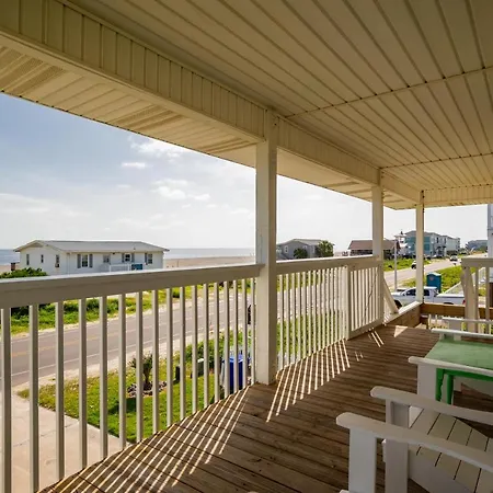A Watts Landing By Oak Island Accommodations